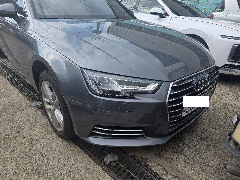 Audi A4 45 TFSI Automatic